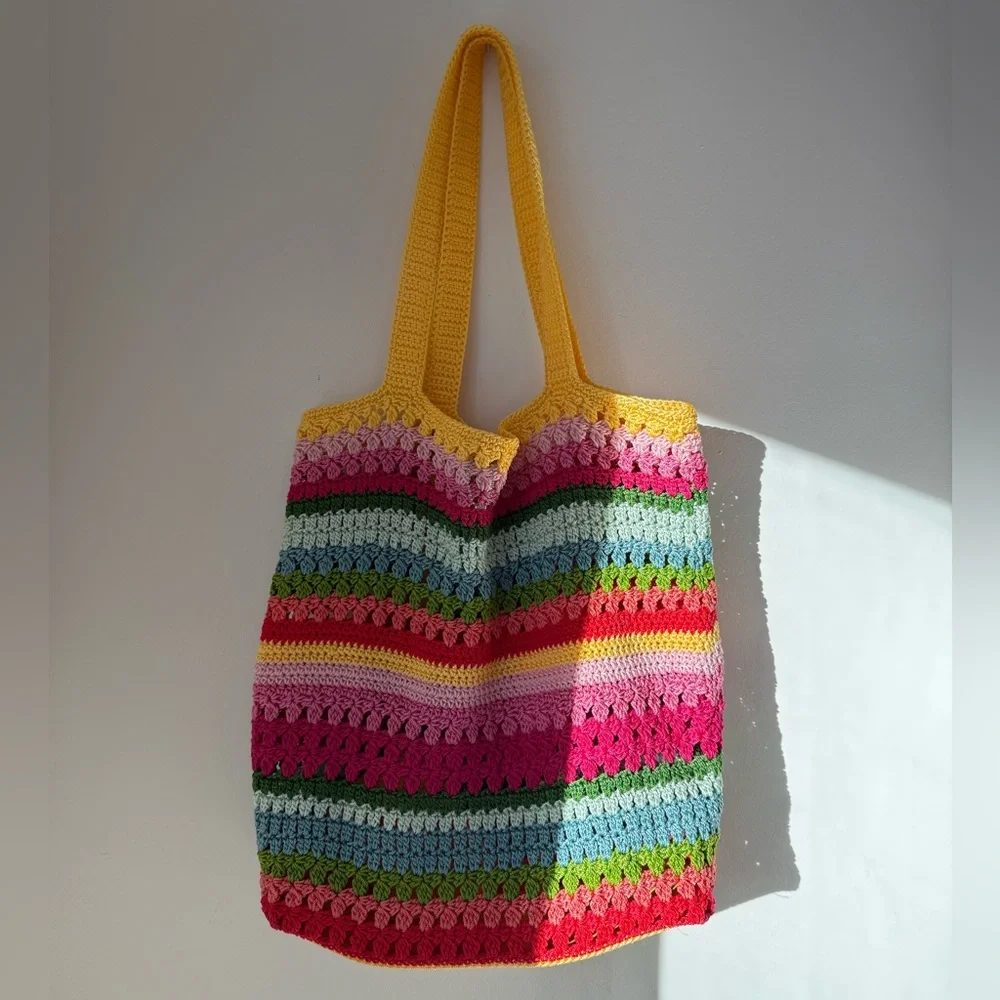 The Sak - Hand-Crochet Tote / Shoulder Bag & Matching Wallet: Laguna Beach IV - Picture 2 of 11
